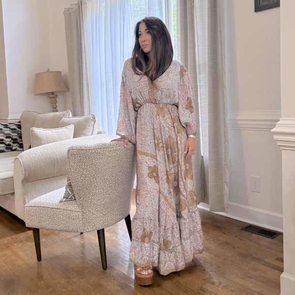 ShopEvelynne Dresses & Skirts - 02 Beautiful Silk Blend One of a Kind Sleeveless Maxi Dress